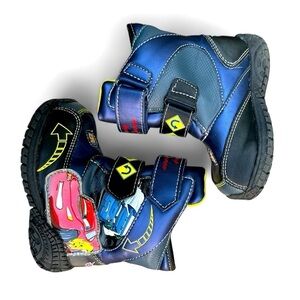 Disney Pixar sz 6 toddler/little kid Cars movie Lightening McQueen winter boots